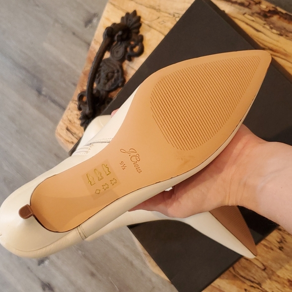 ⭐️BRAND NEW: J.CREW Kitten-Heeled Ankle Boots in Ivory Leather⭐️ - Picture 6 of 12